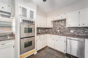 3608 Canterbury Dr, Baytown, TX 77521 - Photo 13