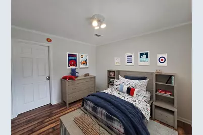 1972 Avenue D, Crystal Beach, TX 77650 - Photo 17