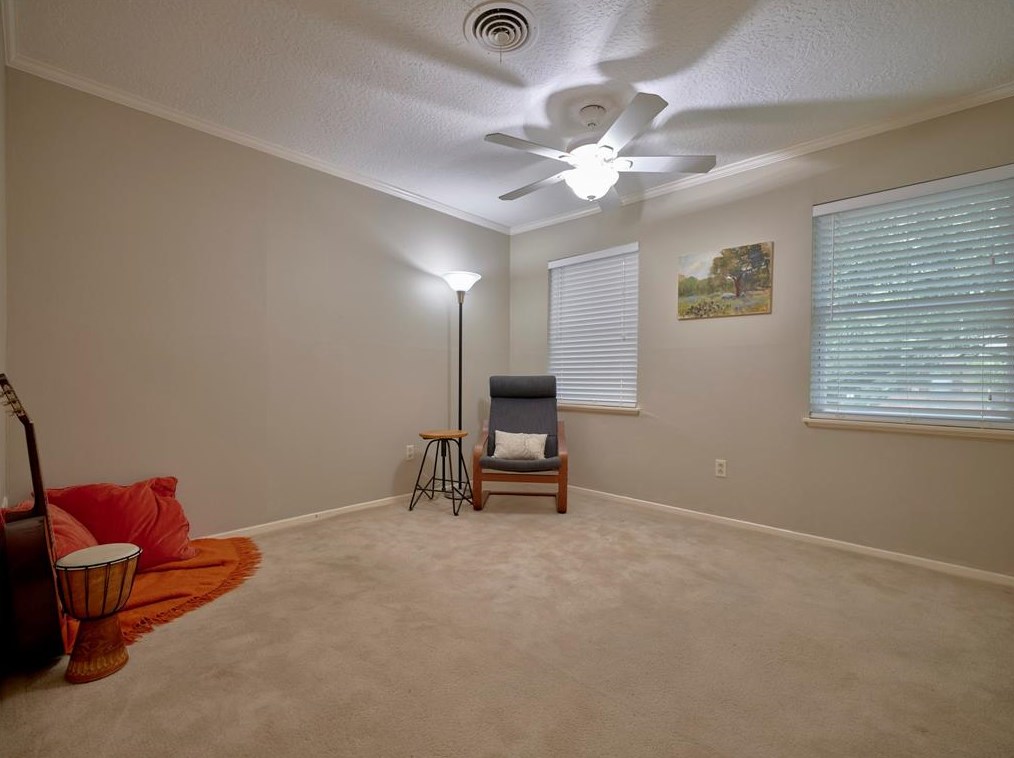 5246 Arboles Dr, Houston TX  77035-2804 exterior