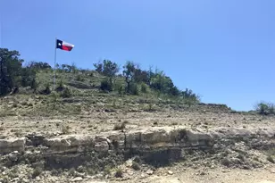 2700 Hillside Cir, New Braunfels, TX 78132 - Photo 1