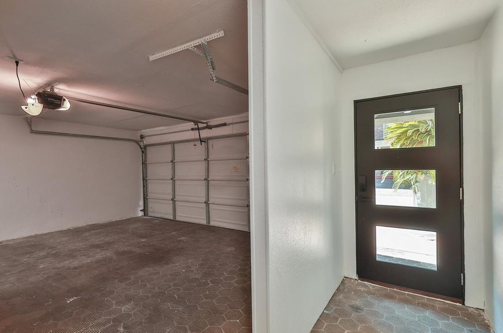 2802 Kipling St, Houston TX  77098-1120 exterior