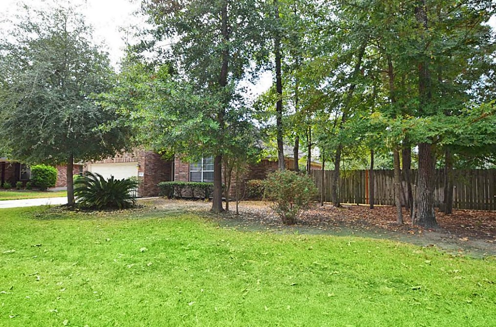 22 English Lavender Pl, Spring TX  77382-4802 exterior