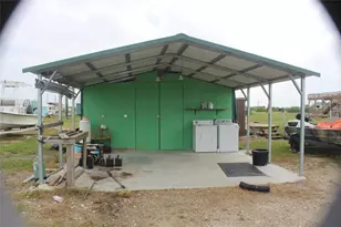 134 Kingfish Ln, Palacios, TX 77465 - Photo 3