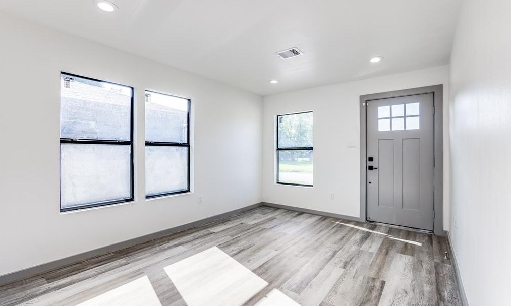 3825 Redbud St, Houston TX  77051-0015 exterior