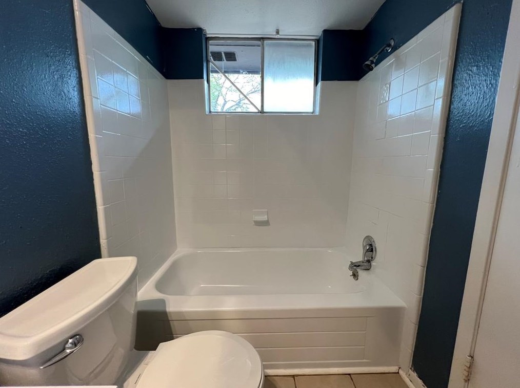 7514 Vernwood St, Houston TX 77040-2713 exterior