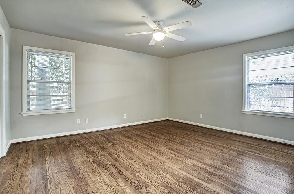 4326 Tonawanda Dr, Houston TX  77035-3818 exterior