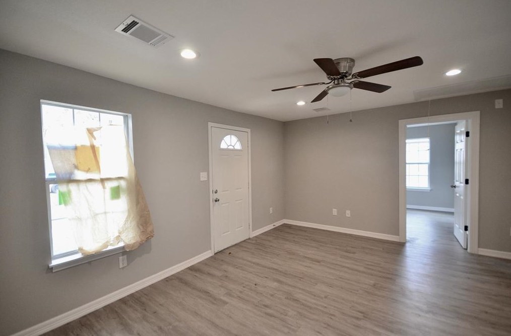 5238 Carmen St, Houston TX  77033-3204 exterior