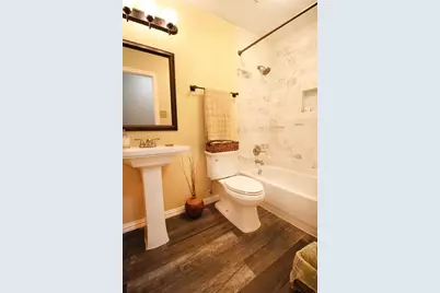 4826 Glenpark Drive, La Porte, TX 77571 - Photo 15