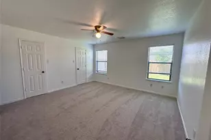 3927 Brook Garden Ln, Katy, TX 77449 - Photo 15