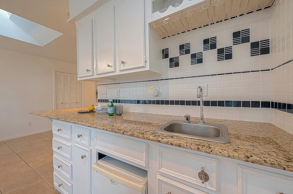 20518 Manette Dr, Katy TX  77450-2014 exterior