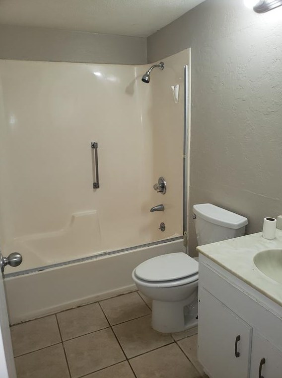 15919 Golf Club Dr, Crosby TX  77532-5448 exterior