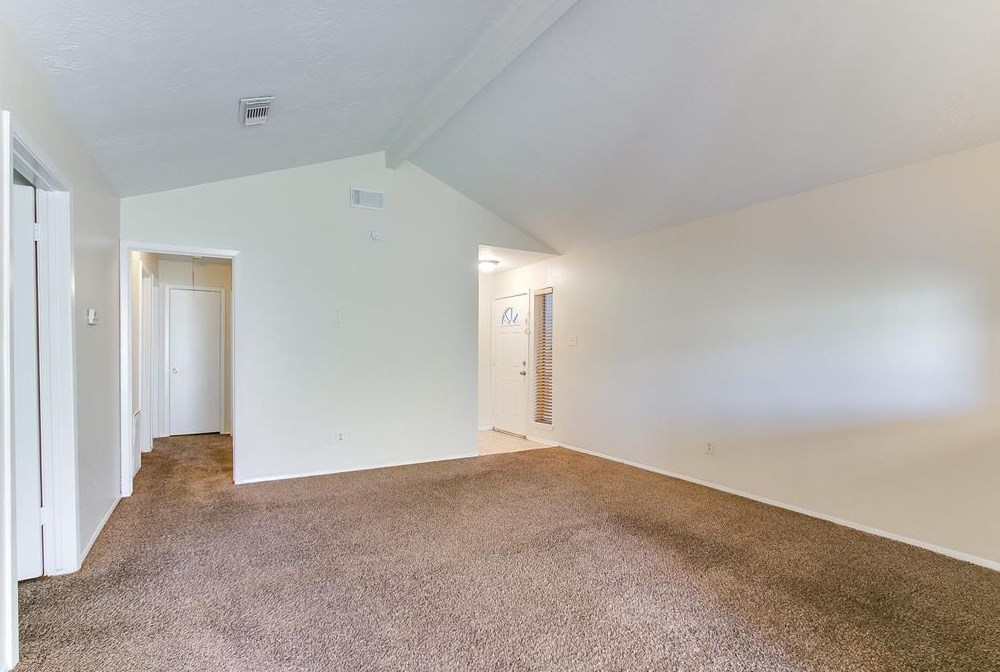4010 Oakside Dr, Houston TX  77053-1433 exterior