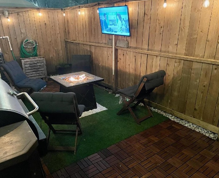 4001 Tanglewilde St, Houston TX 77063-5169 exterior