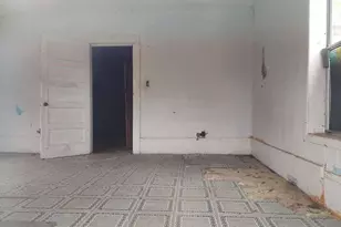 1407 Madam Queen St, Marshall, TX 75670 - Photo 7