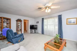 1510 Michael St, El Campo, TX 77437 - Photo 11