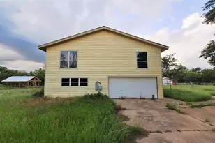 1284 Beaver Lake Dr, Caldwell, TX 77836 - Photo 3