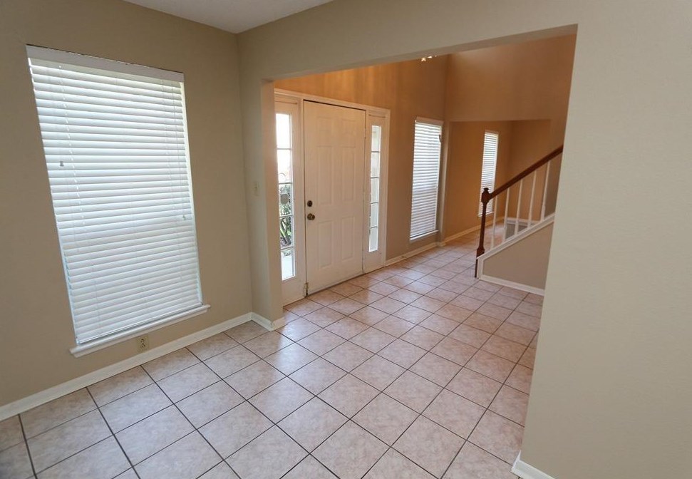 1431 Plumwood Dr, Houston TX  77014-2646 exterior
