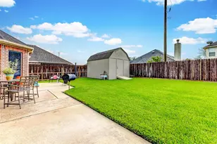 2114 Canyon Lake Dr, Deer Park, TX 77536 - Photo 41