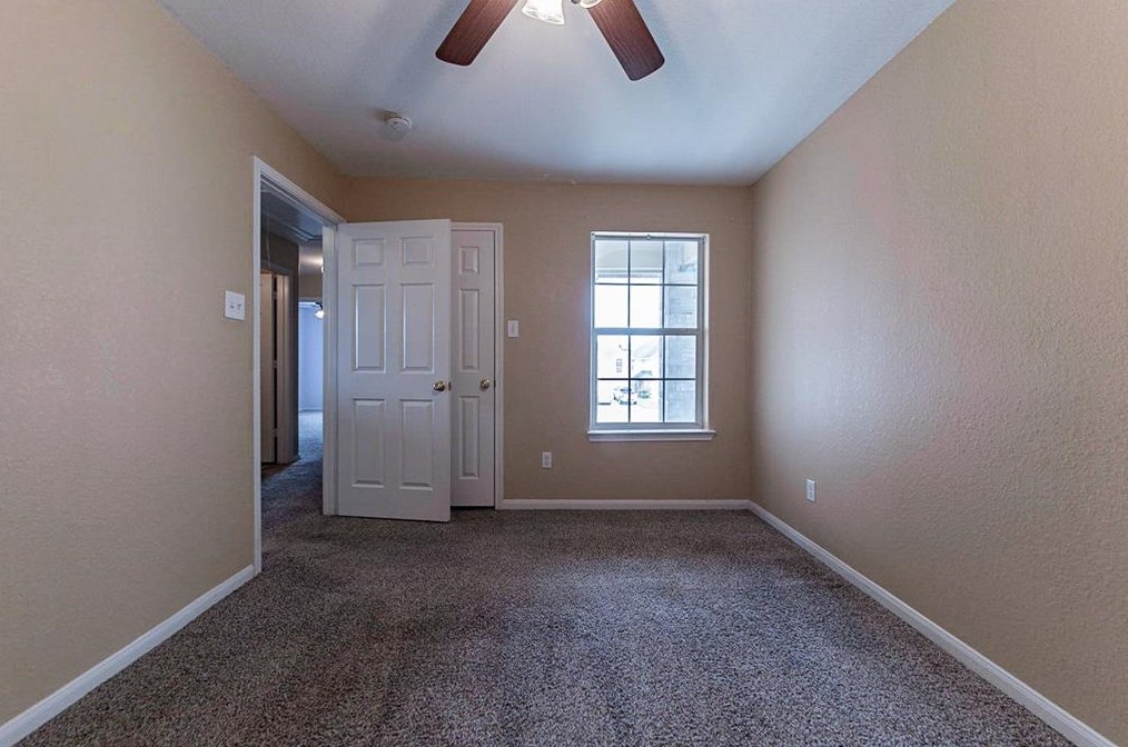 11147 Opatrny Mdw Ln, Houston TX  77064-3499 exterior