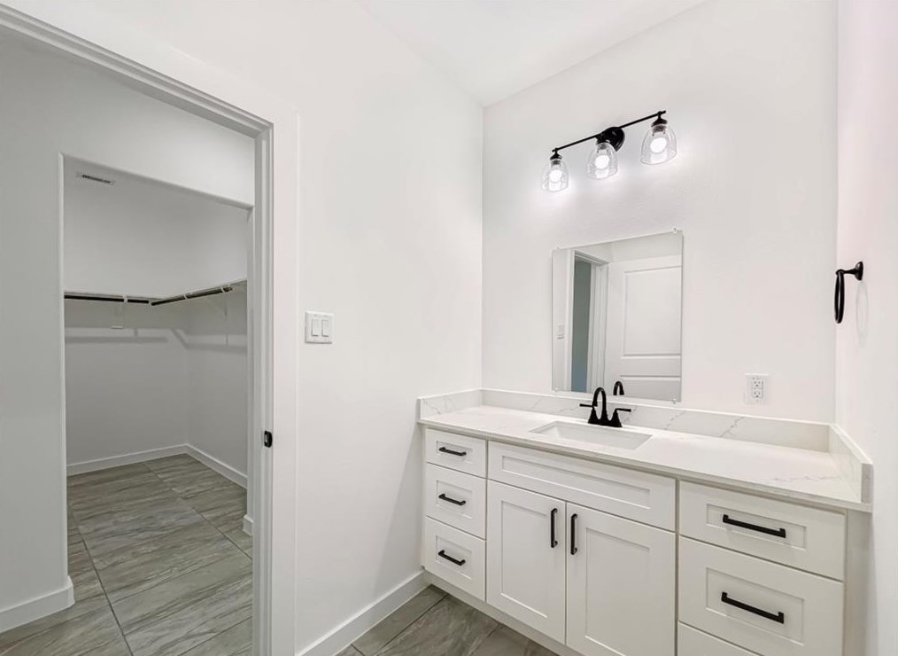 4923 Bostic St, Houston TX  77093-7423 exterior