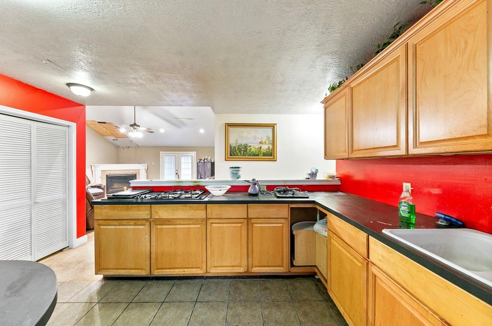 7409 Touchstone, Houston TX  77028-1707 exterior