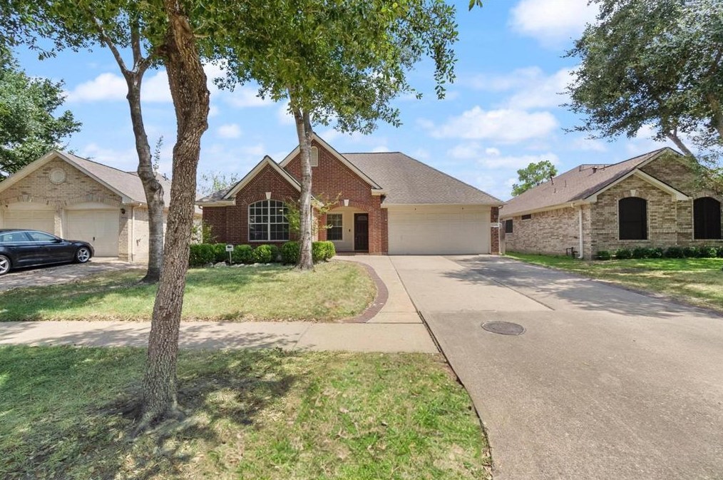 10638 Desert Springs Cir, Houston TX  77095-7043 exterior