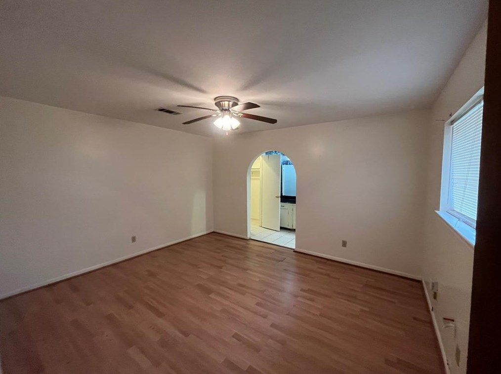 3906 Lemon Tree Ln, Houston TX  77088-6911 exterior