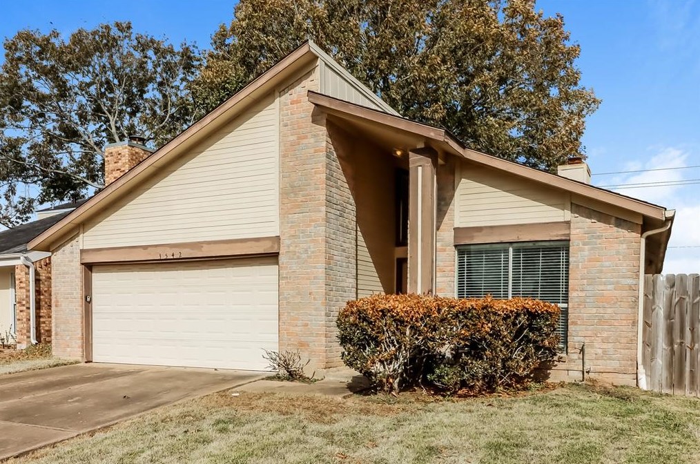 3542 Palm Grove Dr, Missouri City TX  77459-3051 exterior