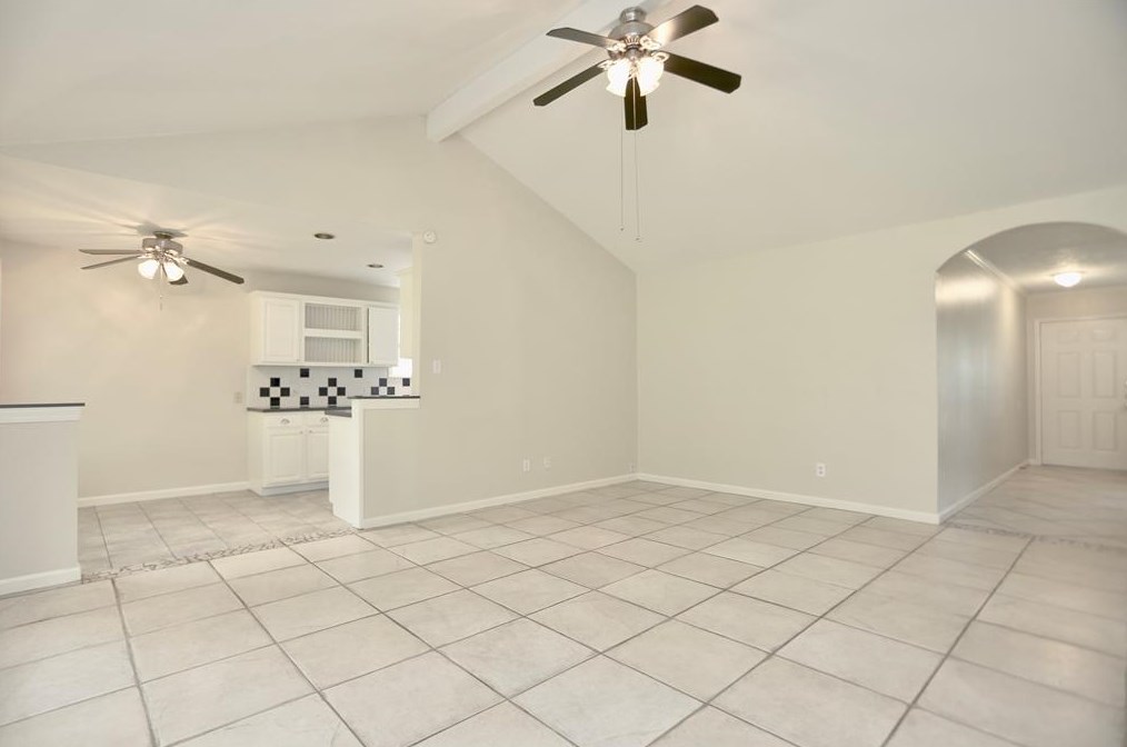 6011 Bankside Dr, Houston TX  77096-5803 exterior