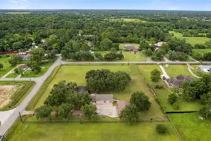 3911 N Elm Rd, Santa Fe, TX 77517 - Photo 35