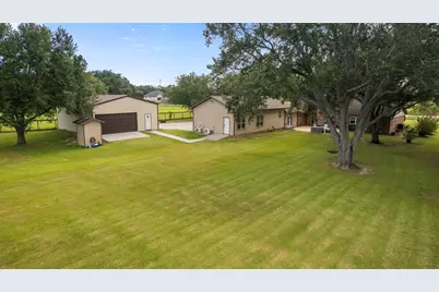 3911 N Elm Road, Santa Fe, TX 77517 - Photo 41