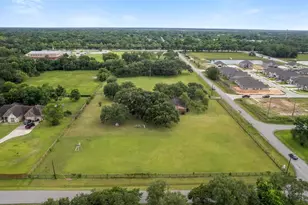 3911 N Elm Rd, Santa Fe, TX 77517 - Photo 37