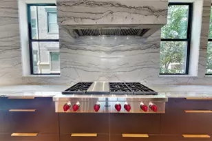 531 Memorial Heights Dr, Houston, TX 77007 - Photo 23