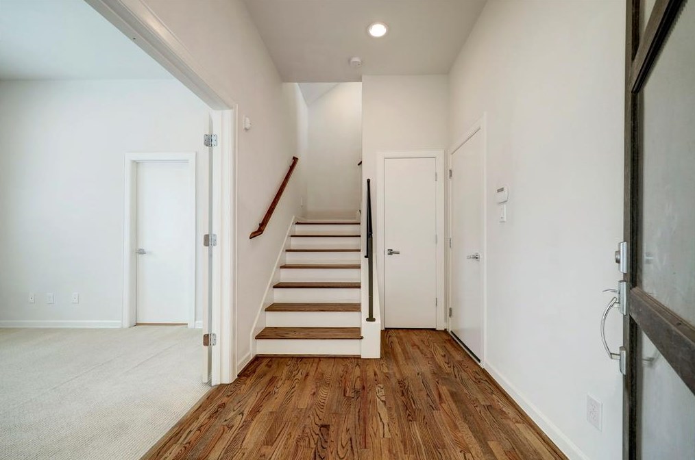 114 Pierce St, Houston TX  77002-8544 exterior