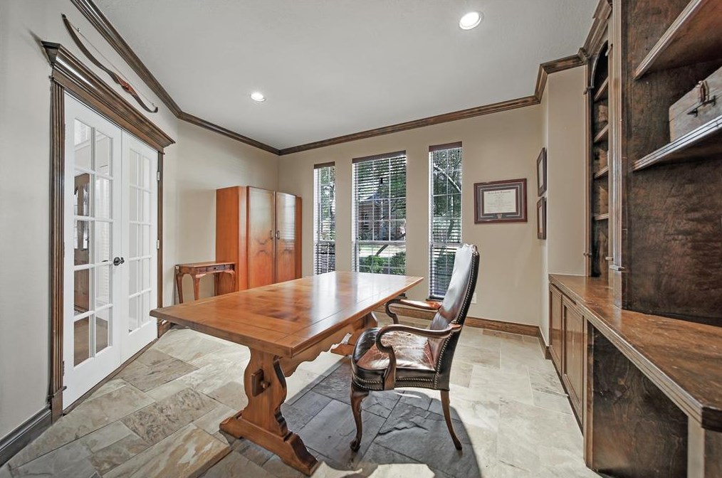 23 Townsend Pl, Spring TX 77382-1015 exterior