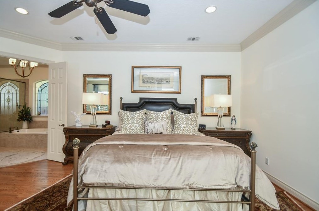26 Wilmington Ct, Sugar Land TX  77479-5665 exterior
