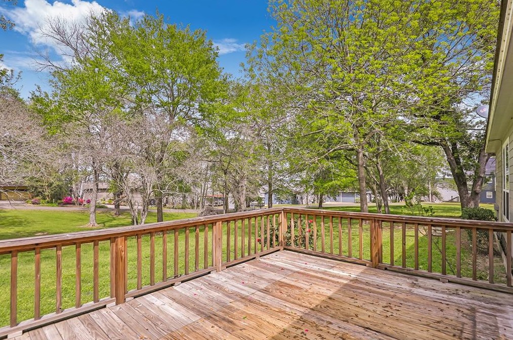 234 El Dorado Dr, Livingston TX  77351-0541 exterior