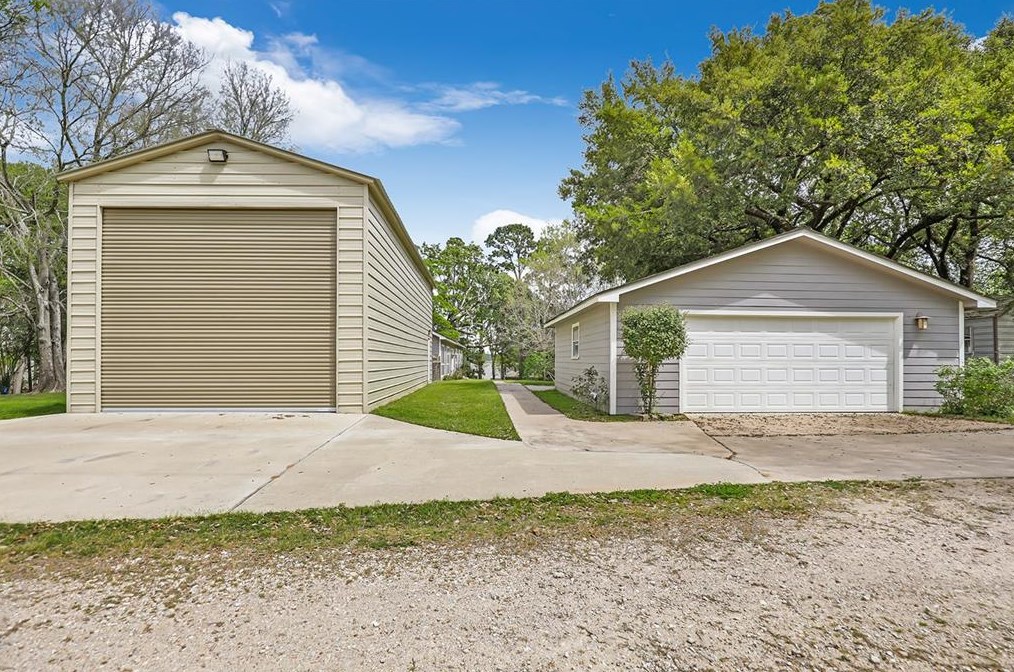 234 El Dorado Dr, Livingston TX  77351-0541 exterior