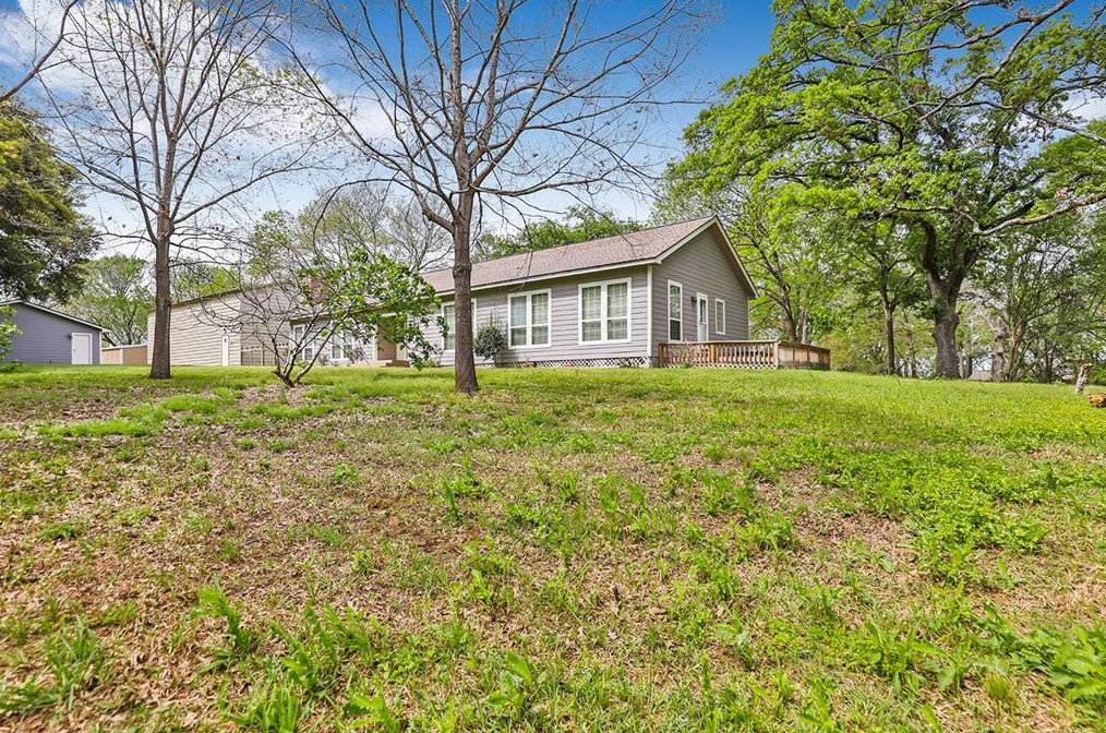 234 El Dorado Dr, Livingston TX  77351-0541 exterior