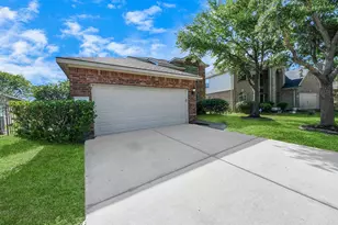 10518 Lyndon Meadows Dr, Houston, TX 77095 - Photo 3