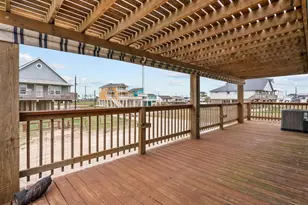 1103 White Cap Dr, Surfside Beach, TX 77541 - Photo 29