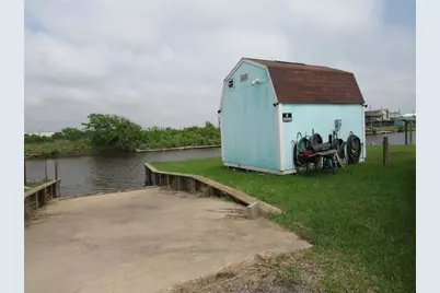 9 Nautilus Street S, Sargent, TX 77414 - Photo 9