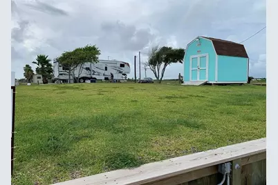 9 Nautilus Street S, Sargent, TX 77414 - Photo 17