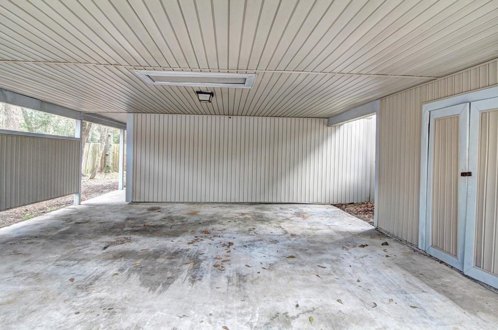 1 Canyon Oak Pl, Spring TX  77380-1711 exterior