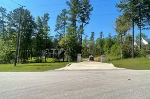 131 Feldspar Ln, Huntsville, TX 77340 - Photo 3