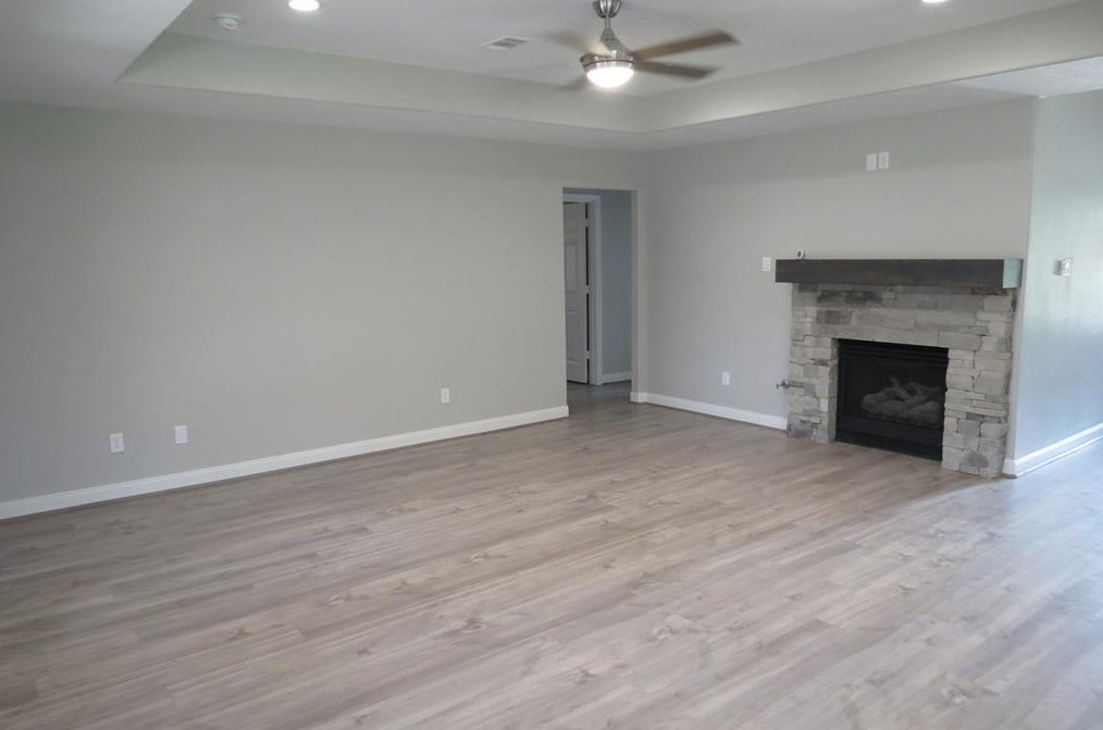 16303 Doverton Ln, Tomball TX  77377-8498 exterior