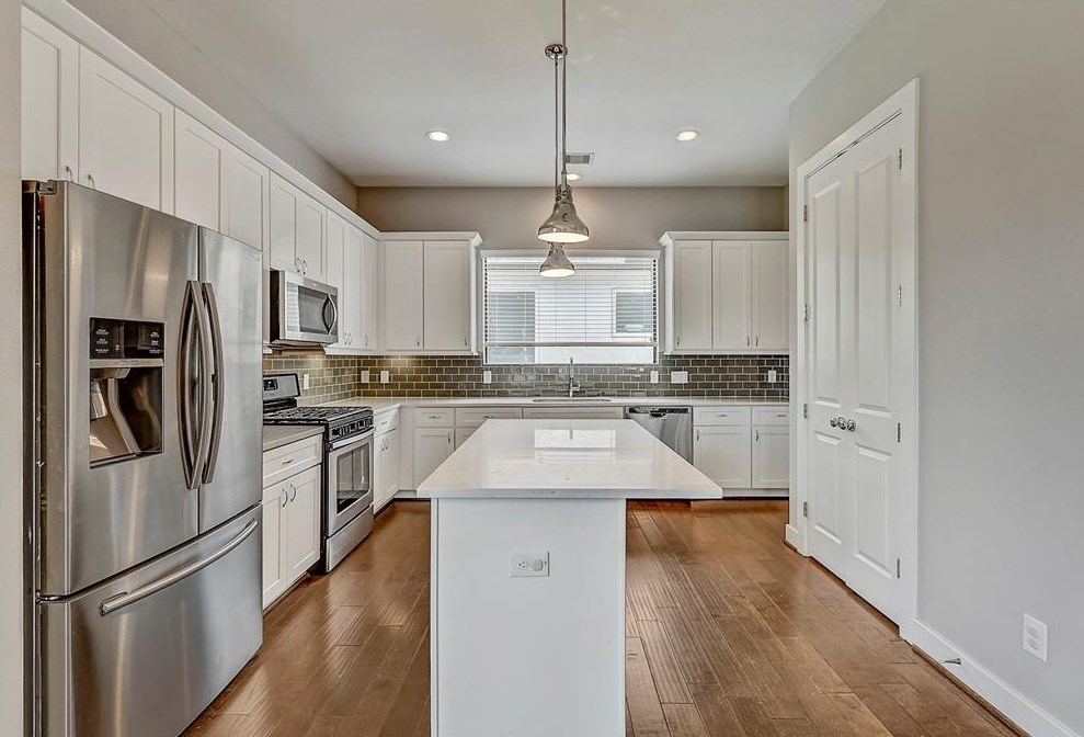 309 Ennis St, Houston TX  77003-4614 exterior