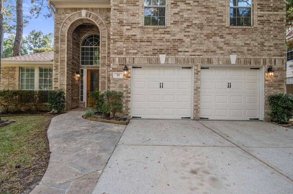 35 York Gate Ct, Spring TX  77382-1319 exterior