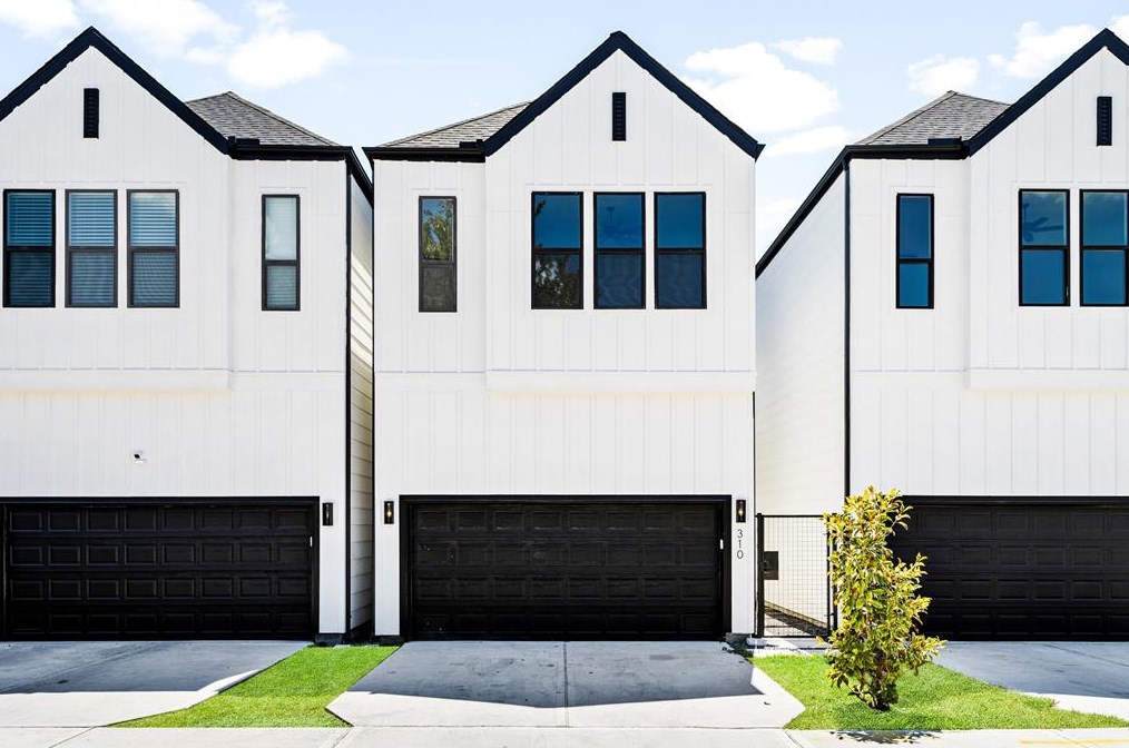 308 40th St, Houston TX  77018-5906 exterior