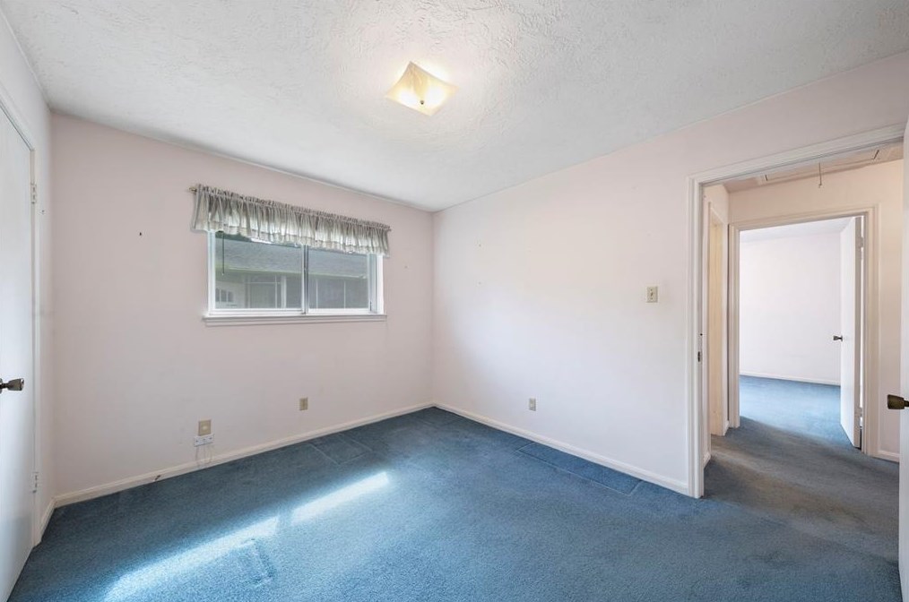 9726 Springmont Dr, Houston TX  77080-1440 exterior